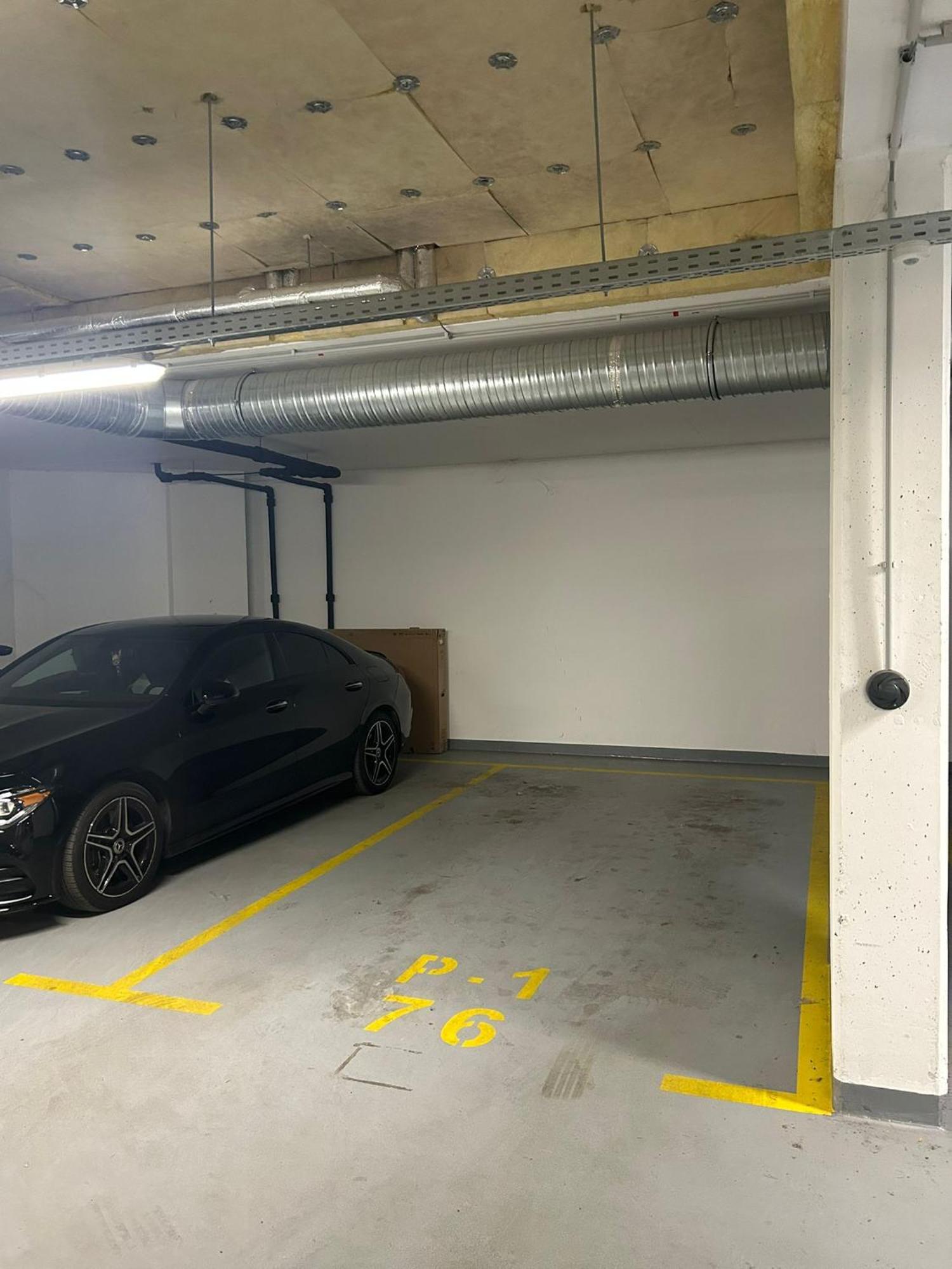 Blooming Budapest Apartment With Free Underground Parking Eksteriør bilde